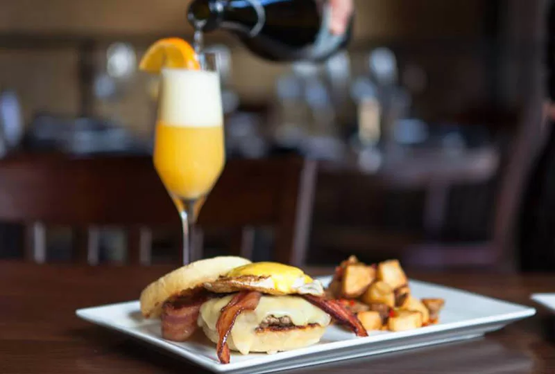 brunch in Mont Tremblant